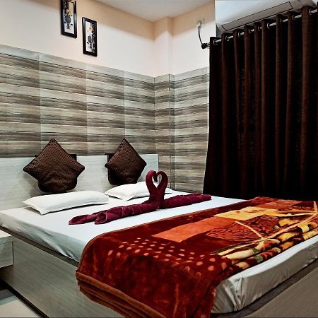 Hotel Prince B Guwahati Exterior foto