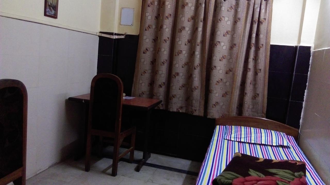 Hotel Prince B Guwahati Exterior foto