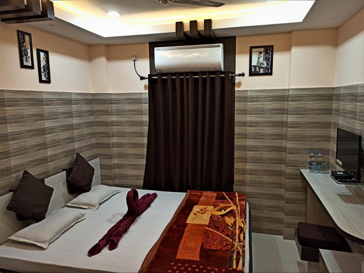 Hotel Prince B Guwahati Exterior foto